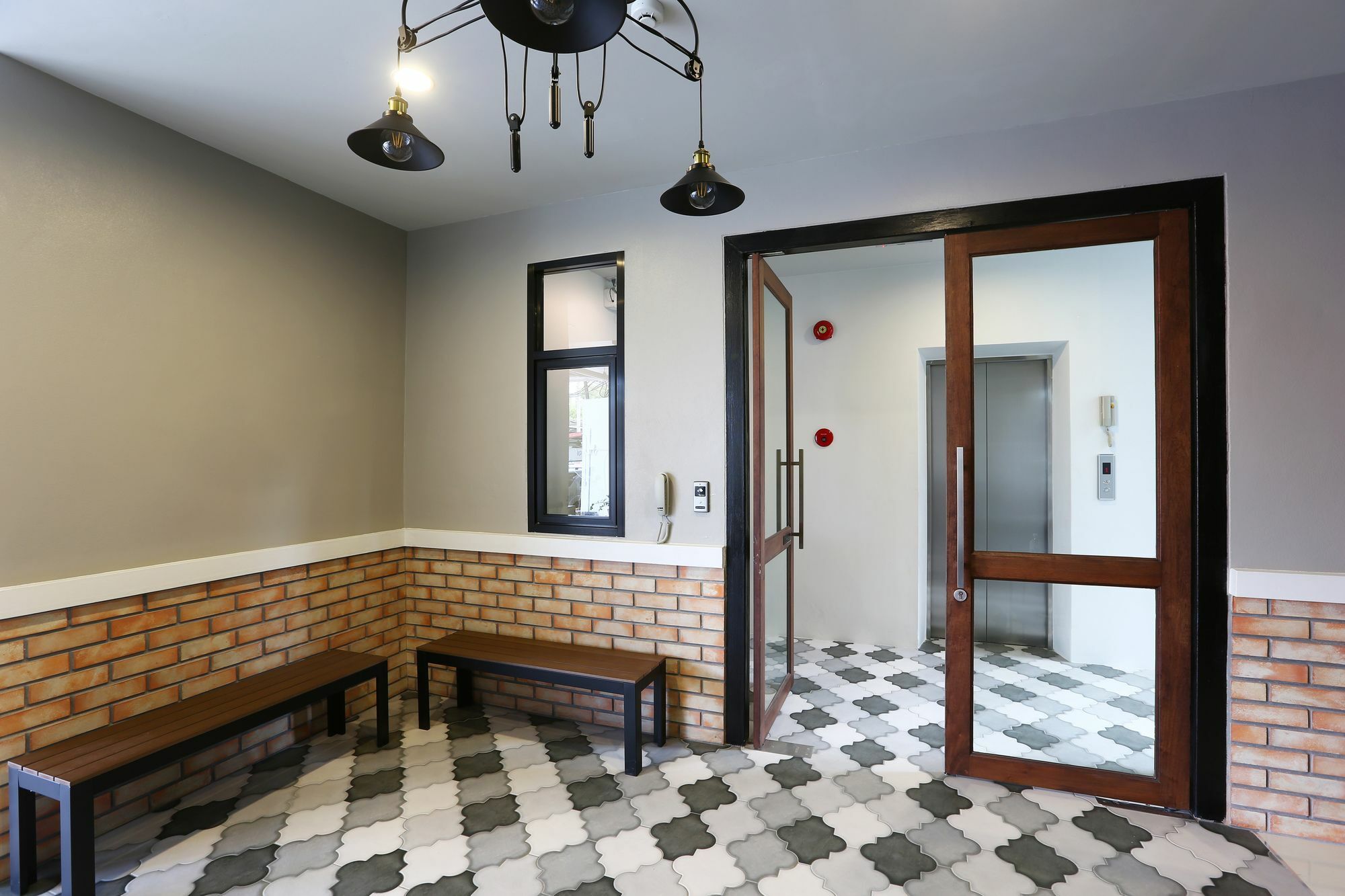 สุข เซอร์วิซ อพาร์ตเมนต์ Aparthotel บ้านคอหงส์ ภายนอก รูปภาพ