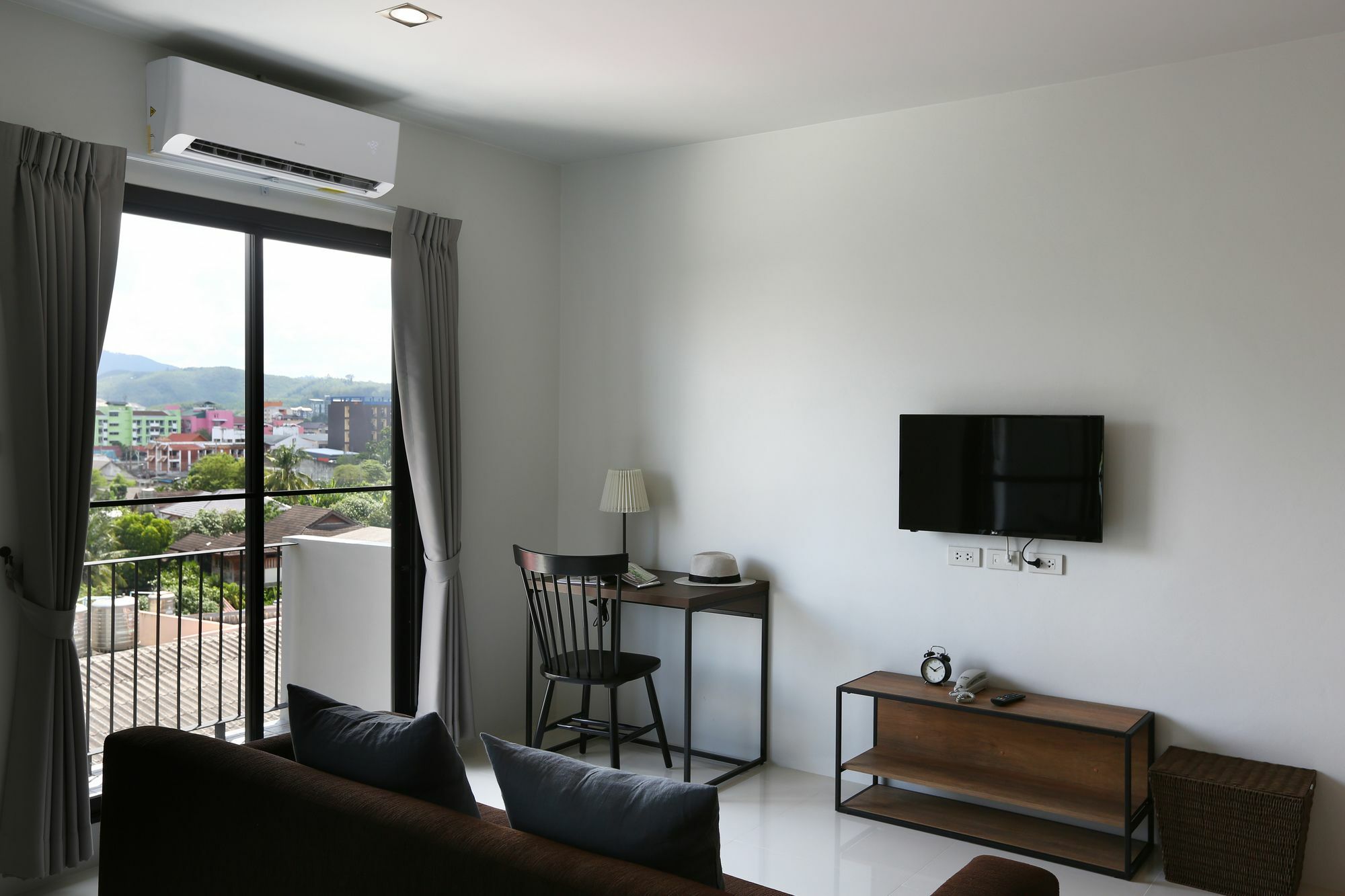 สุข เซอร์วิซ อพาร์ตเมนต์ Aparthotel บ้านคอหงส์ ภายนอก รูปภาพ