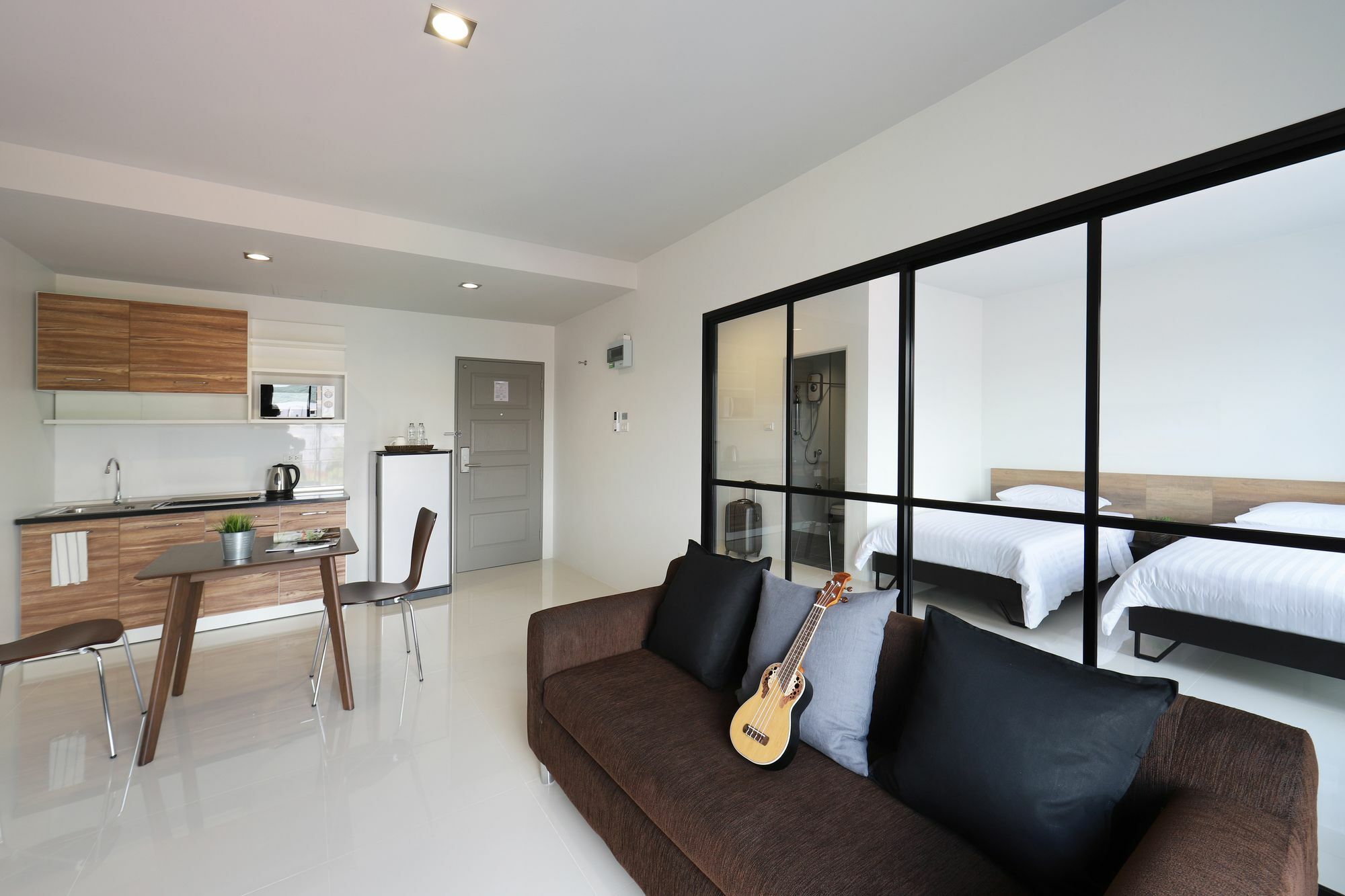 สุข เซอร์วิซ อพาร์ตเมนต์ Aparthotel บ้านคอหงส์ ภายนอก รูปภาพ